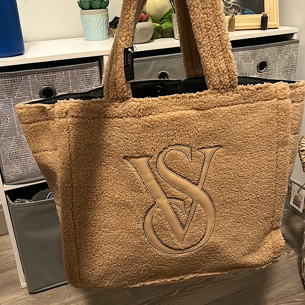 Victoria’s Secret Sherpa Tote Bag: NWT
